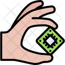 پیش‌نمایش فایل chip-in-hand-5930573 از پک رایانه