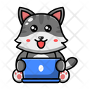 پیش‌نمایش فایل cute-cat-working-laptop-4445714 از پک گربه بامزه