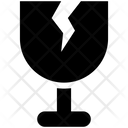 پیش‌نمایش فایل broken-glass-5605479 از پک ۳۶۰ و واقعیت مجازی