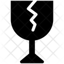 پیش‌نمایش فایل broken-glass-5605482 از پک ۳۶۰ و واقعیت مجازی