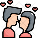 پیش‌نمایش فایل kiss-2570210 از پک عروسی