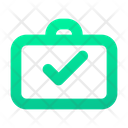 پیش‌نمایش فایل checked-baggage-7513972 از پک سفر