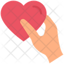 پیش‌نمایش فایل holding-heart-5703991 از پک عشق و دوستی