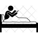 پیش‌نمایش فایل using-phone-2717066 از پک حرکات افراد روی تخت