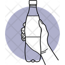 پیش‌نمایش فایل holding-plastic-bottle-3455188 از پک بطری