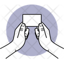 پیش‌نمایش فایل holding-card-3455341 از پک کارت