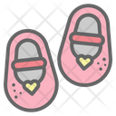 پیش‌نمایش فایل baby-shoes-4047734 از پک نوزاد