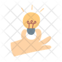 پیش‌نمایش فایل holding-bulb-4970618 از پک دست در حال نگه داشتن وسایل