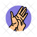 پیش‌نمایش فایل hands-massage-13148588 از پک ماساژدرمانی و آرامش