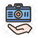 پیش‌نمایش فایل hand-camera-9886698 از پک اقامتگاه اسکی