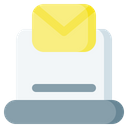 پیش‌نمایش فایل laptop-mail-5033861 از پک تماس با ما
