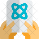پیش‌نمایش فایل holding-atom-file-4858384 از پک علم