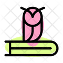 پیش‌نمایش فایل owl-on-the-book-5088478 از پک مدرسه