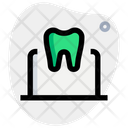 پیش‌نمایش فایل tooth-laptop-5154068 از پک دندان‌پزشکی