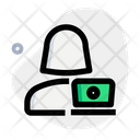 پیش‌نمایش فایل employee-working-4136169 از پک کاربر زن