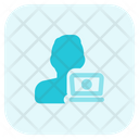 پیش‌نمایش فایل employee-working-4313662 از پک مرد با ظاهر طبیعی