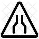 پیش‌نمایش فایل narrow-road-4523088 از پک ترافیک