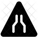 پیش‌نمایش فایل narrow-road-4523190 از پک ترافیک