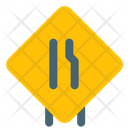 پیش‌نمایش فایل narrow-road-4523296 از پک ترافیک