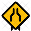 پیش‌نمایش فایل narrow-road-4523405 از پک ترافیک