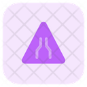 پیش‌نمایش فایل narrow-road-4523506 از پک ترافیک