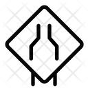 پیش‌نمایش فایل narrow-road-4516780 از پک ترافیک