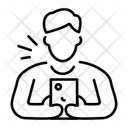 پیش‌نمایش فایل using-smartphone-12053690 از پک روز جوانان