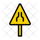 پیش‌نمایش فایل road-narrows-ahead-3346978 از پک تابلوهای راهنمایی