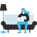 پیش‌نمایش فایل girl-sitting-on-couch-and-working-5229936 از پک بازگشت به مدرسه