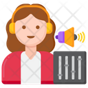 پیش‌نمایش فایل sound-engineer-female-4636992 از پک فیلم‌سازی