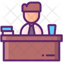 پیش‌نمایش فایل employer-male-4636772 از پک آموزش کسب و کار