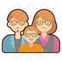 پیش‌نمایش فایل family-traveling-4780996 از پک استراحت کوتاه شهر