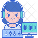 پیش‌نمایش فایل female-audio-engineer-7950569 از پک پادکست‌سازی