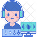 پیش‌نمایش فایل male-audio-engineer-7950480 از پک پادکست‌سازی