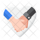 پیش‌نمایش فایل holding-hands-4071061 از پک مادر و بارداری نوزاد