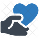 پیش‌نمایش فایل hold-love-7026129 از پک عاشقانه و عروسی