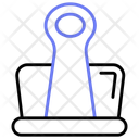 پیش‌نمایش فایل paperclip-10413385 از پک هنر و طراحی